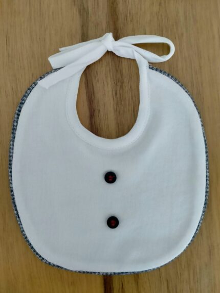 Bavetta Piccolo Lord Bavetta per neonato - 100% cotone - con profilo tessuto blianco/blu e piccolo decoro con bottoncini applicati. Made in Italy