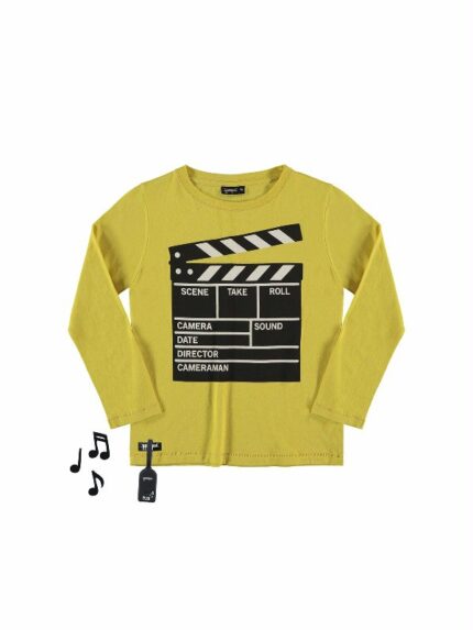 T.SHIRT MUSICALE CLAPPER TEE YPORQUÈ - T.shirt maniche lunghe con dispositivo sonoro removibile che riproduce il suono del ciak sul set cinematografico. Colore giallo, stampa "ciak si gira", 100% cotone.