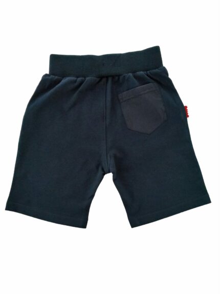 Bermuda felpa Bermuda in felpa di cotone stretch tasche laterali con bordo a contrasto, cintura elastica e taschina dietro.