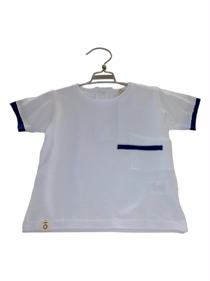 T.SHIRT M/C DETTAGLIO COLORE MAPERÒ - T.shirt in cotone con taschina applicata e maniche corte con profilo a contrasto. Taglie da 3 mesi a 4 anni.