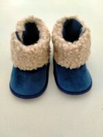 Stivaletto culla neonato Stivaletto culla per neonato in velluto con bordo orsetto. Made in Italy Easy Chic Baby Idea Regalo
