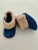 Stivaletto culla neonato Stivaletto culla per neonato in velluto con bordo orsetto. Made in Italy Easy Chic Baby Idea Regalo