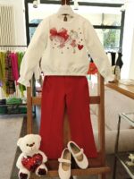 Felpa bimba Felpa bimba in cotone stretch, graziosa stampa con decoro glitter e fiocco in tulle. Made in Italy. Party Natale
