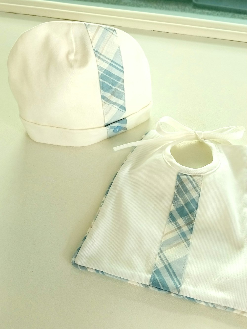 Cappellino neonato Dolce Orsetto Cappellino Jersey Stretch - Eleganza e Comfort per Neonati Nascita Lei Nursery Lista Nascita Idea Regalo Corredino