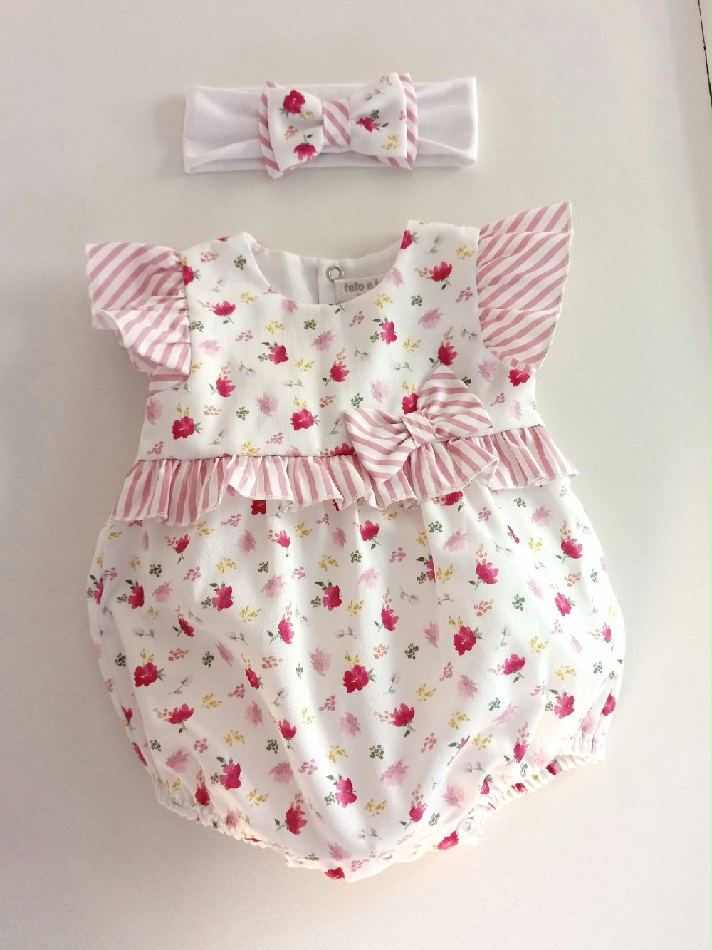 Pagliaccetto neonata Fiori di Coccole Pagliaccetto Neonata - Fiori e Delicatezza Made in Italy Lista Nascita Idea Regalo Corredino