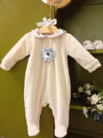 Tutina neonata Cannella Tutina neonata con piedini - Teto&Tatta - eleganza dai dettagli floreali Made in Italy Made in Italy Nascita Lei Nursery Lista Nascita Idea Regalo Corredino