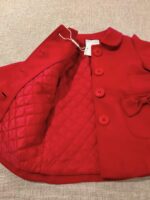 Cappotto bimba Cappotto bimba caldo e chic: colletto camicia e dettagli con fiocchi