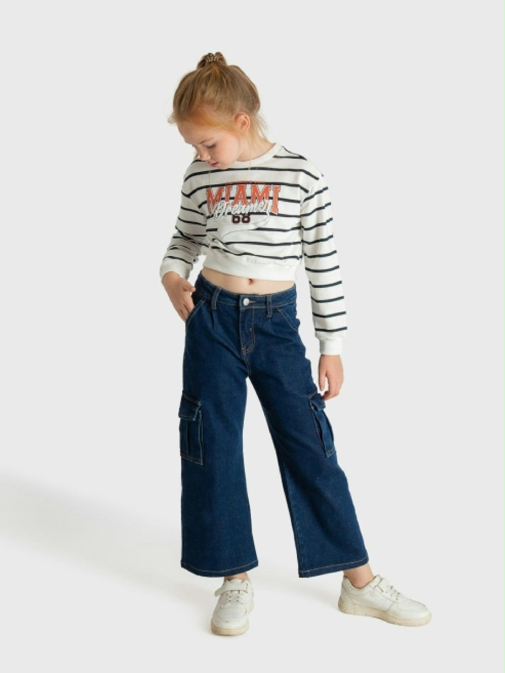 Felpa girocollo bambina C5886 00 Felpa girocollo bambina Felpa crop bambina in cotone invernale| Ativo