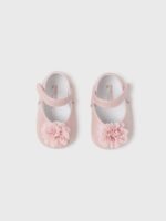 Scarpina culla neonata Scarpina Elegante Neonata Mayoral New Born con Fiore e Chiusura in Velcro