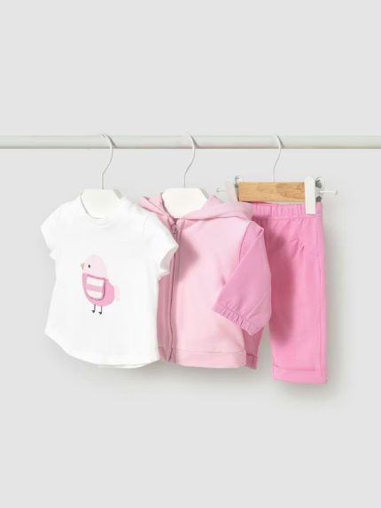 Completo tre pezzi neonata Completo 3 Pezzi Neonata Mayoral Newborn: Felpa con Cappuccio, T-Shirt e Pantaloni