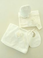 Lenzuolino culla Nuvola Set lenzuolino culla 3 pezzi in cotone con fiore in tulle - Eleganza Made in Italy Made in Italy Nascita Lei Nursery Lista Nascita Idea Regalo Corredino