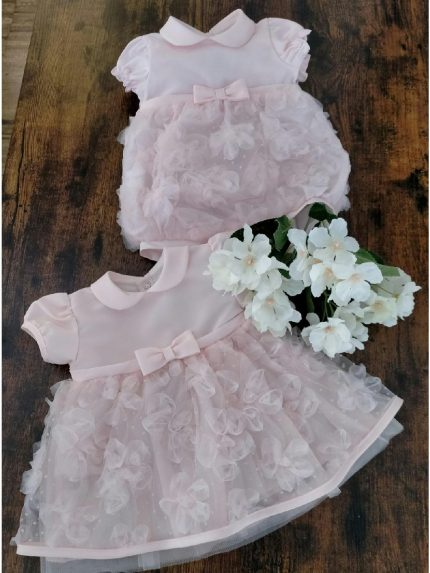 Pagliaccetto Nuvole Teto e Tatta Delicato pagliaccetto Nuvole per neonata con colletto, motivo di fiori in tulle applicati e fiocchetto in vita. Lista Nascita Corredino
